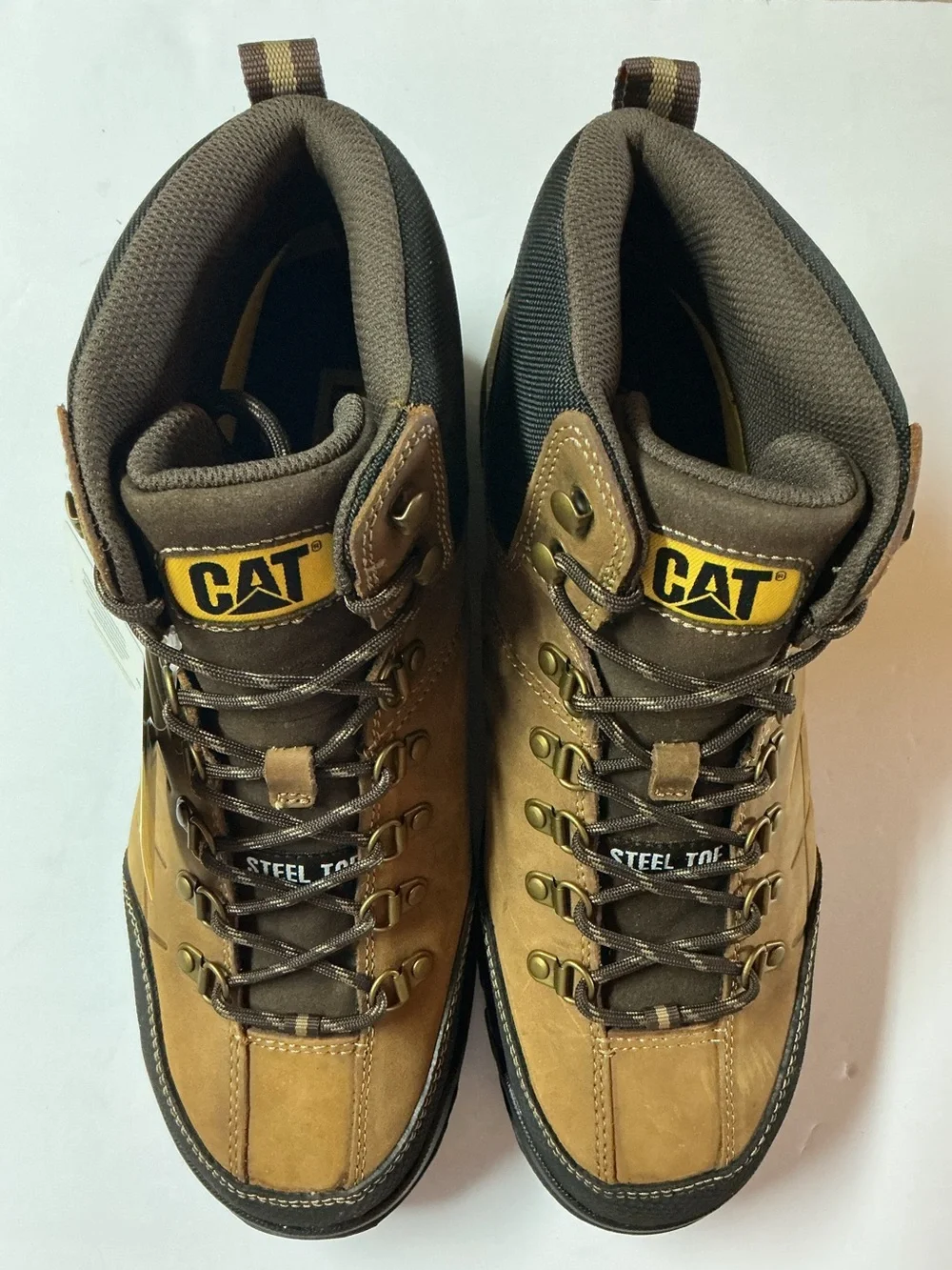 Caterpillar Men's Threshold Waterproof Steel Toe Work Boot/ size 12 MEDIUM